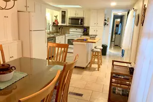 507 Alamanda Ln, Deerfield Beach, FL 33442 - Photo 4