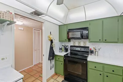 3505 Oaks Way, Unit #412, Pompano Beach, FL 33069 - Photo 8