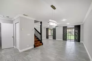 1105 Maplewood Dr, Greenacres, FL 33415 - Photo 14