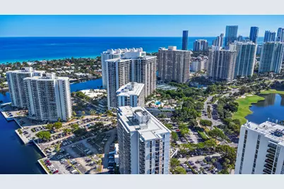 20515 E Country Club Drive, Unit #345, Aventura, FL 33180 - Photo 36