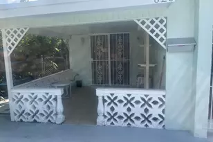 820 W Lakewood Rd, West Palm Beach, FL 33405 - Photo 4