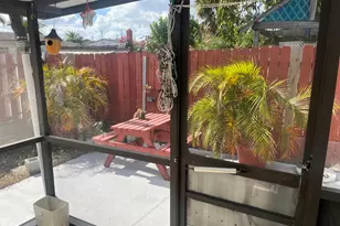 820 W Lakewood Rd, West Palm Beach, FL 33405 - Photo 14