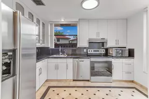 5790 Fox Hollow Dr, Boca Raton, FL 33486 - Photo 6