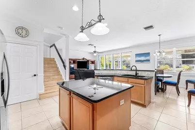 144 Kensington Way, Royal Palm Beach, FL 33414 - Photo 16