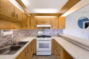 2464 Waterside Dr, Lake Worth, FL 33461 - Photo 8