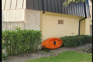 2464 Waterside Dr, Lake Worth, FL 33461 - Photo 40