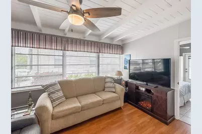 14553 Elmhurst Drive, Delray Beach, FL 33445 - Photo 18