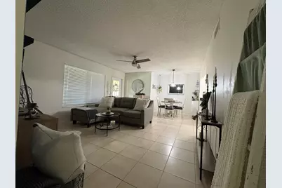 330 Knotty Pine Circle, Unit #B-2, Greenacres, FL 33463 - Photo 14