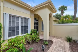 3880 Shearwater Dr, Jupiter, FL 33477 - Photo 2