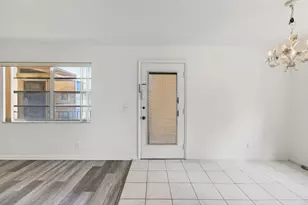 180 Flanders D, Delray Beach, FL 33484 - Photo 6