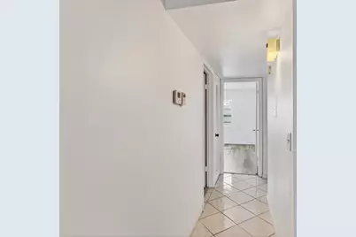 180 Flanders D, Delray Beach, FL 33484 - Photo 18