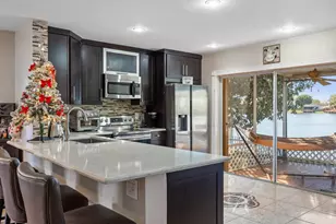 940 SW 96th Ave, Pembroke Pines, FL 33025 - Photo 14