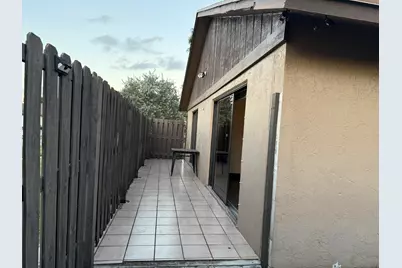 1389 Pines Lane, West Palm Beach, FL 33415 - Photo 18