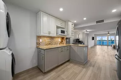 3040 Lake Shore Drive, Unit #Ph 2, Riviera Beach, FL 33404 - Photo 4