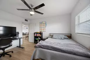 3040 Lake Shore Dr Unit #Ph 2, Riviera Beach, FL 33404 - Photo 16