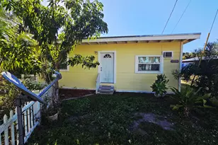 1087 Dusty Ln, Moore Haven, FL 33471 - Photo 14