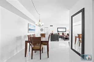 137 Golden Isles Dr, Hallandale Beach, FL 33009 - Photo 14