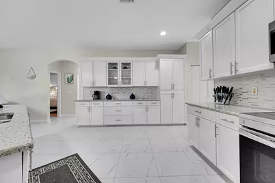 13620 Folkestone Court W, Wellington, FL 33414 - Photo 12