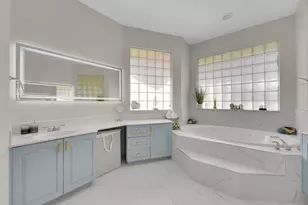 13620 Folkestone Ct W, Wellington, FL 33414 - Photo 22