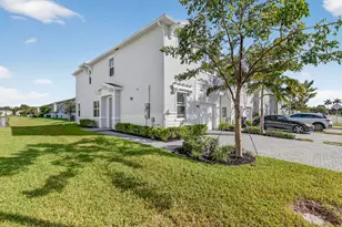 4645 Meyerson Pl, Lake Worth, FL 33463 - Photo 2