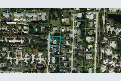 9426 Sunrise Drive, West Palm Beach, FL 33403 - Photo 4