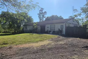 13706 44th Pl N, West Palm Beach, FL 33411 - Photo 2