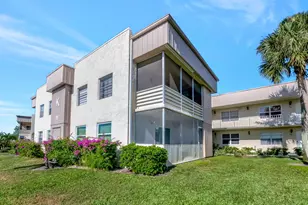 493 Flanders K, Delray Beach, FL 33484 - Photo 4