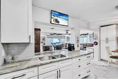 5713 Briarwood Street, Mangonia Park, FL 33407 - Photo 26