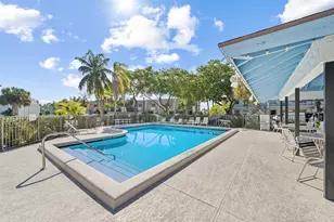 455 Canal Point N, Delray Beach, FL 33444 - Photo 2