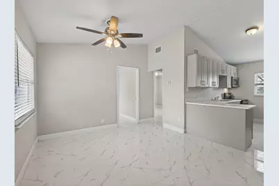 4368 Sussex Avenue, Lake Worth, FL 33461 - Photo 6