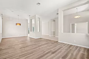 1366 Crossbill Ct, Weston, FL 33327 - Photo 10