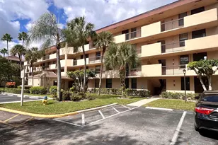 2660 Carambola Cir N, Coconut Creek, FL 33066 - Photo 2