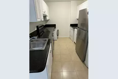 2080 Greenview Shores Boulevard, Unit #412, Wellington, FL 33414 - Photo 10