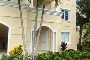 14 Harbour Isle Dr W, Fort Pierce, FL 34949 - Photo 2