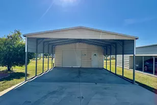 24 Shell Rd, Okeechobee, FL 34974 - Photo 2