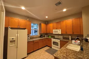 1033 NE 17th Way Unit, Fort Lauderdale, FL 33304 - Photo 2