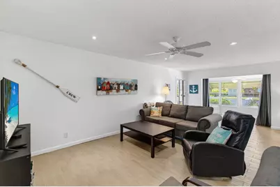 1382 High Point Way Ne, Unit #C, Delray Beach, FL 33445 - Photo 16