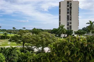 2400 Presidential Way Unit, West Palm Beach, FL 33401 - Photo 28