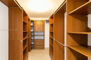 2400 Presidential Way Unit, West Palm Beach, FL 33401 - Photo 14