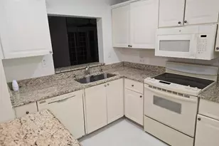 9413 Boca Cove Cir, Boca Raton, FL 33428 - Photo 12