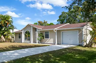 1133 SW Hibiscus St, Port Saint Lucie, FL 34983 - Photo 2