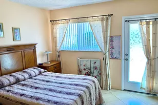 920 SW 11th Ave, Hallandale Beach, FL 33009 - Photo 16