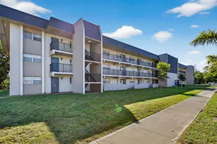 7820 S Colony Cir, Tamarac, FL 33321 - Photo 1