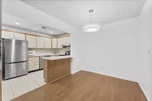 313 Pine Ridge Circle Circle Unit, Greenacres, FL 33463 - Photo 14