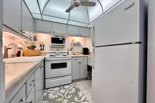 12 Andover A, West Palm Beach, FL 33417 - Photo 2