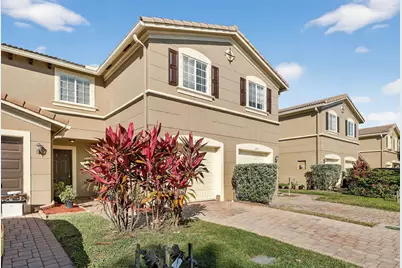 2245 SW Portsmouth Lane, Port Saint Lucie, FL 34953 - Photo 2