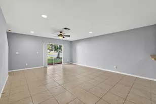 2245 SW Portsmouth Ln, Port Saint Lucie, FL 34953 - Photo 4