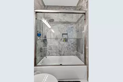 8070 Bellafiore Way, Boynton Beach, FL 33472 - Photo 10