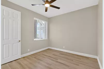 8070 Bellafiore Way, Boynton Beach, FL 33472 - Photo 26