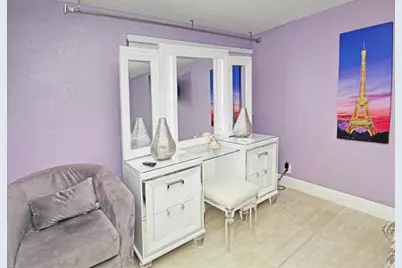 124 Davis Road, Palm Springs, FL 33461 - Photo 20